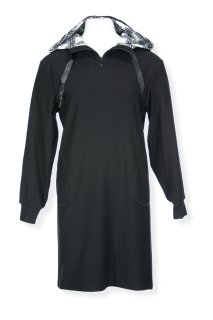 Šaty s dlouhým rukávem s kapucí černé